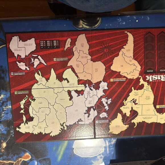Risk: The Game of Strategic Conquest (Revised Edition โ Complete) - Picture 2 of 6